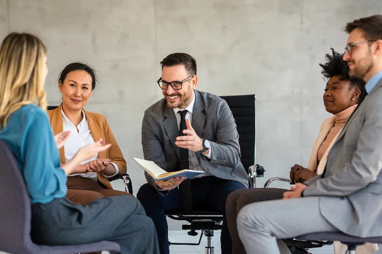 À qui confier la vente de ma maison ?