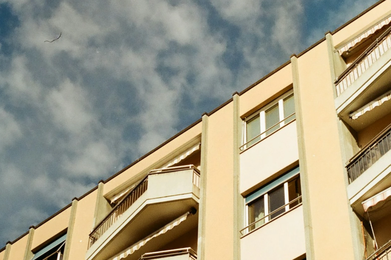 Prix immobilier Suisse romande : villa vs PPE